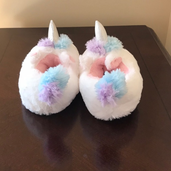 🦄 NWOT Carter’s Unicorn Slippers Size 7/8 Medium - Picture 4 of 6